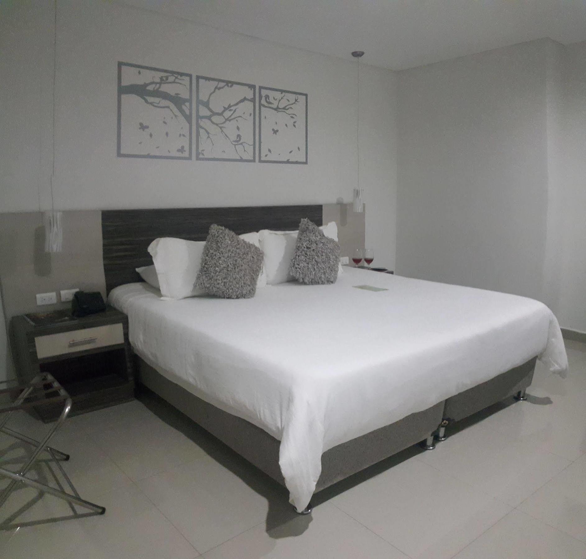 Hotel Oxford Barranquilla Екстер'єр фото