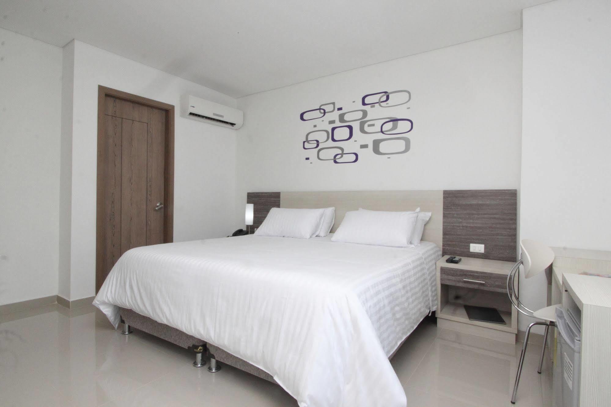Hotel Oxford Barranquilla Екстер'єр фото